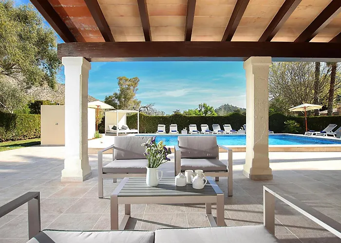 - 4691-75 Mallorca Villa Pollenca